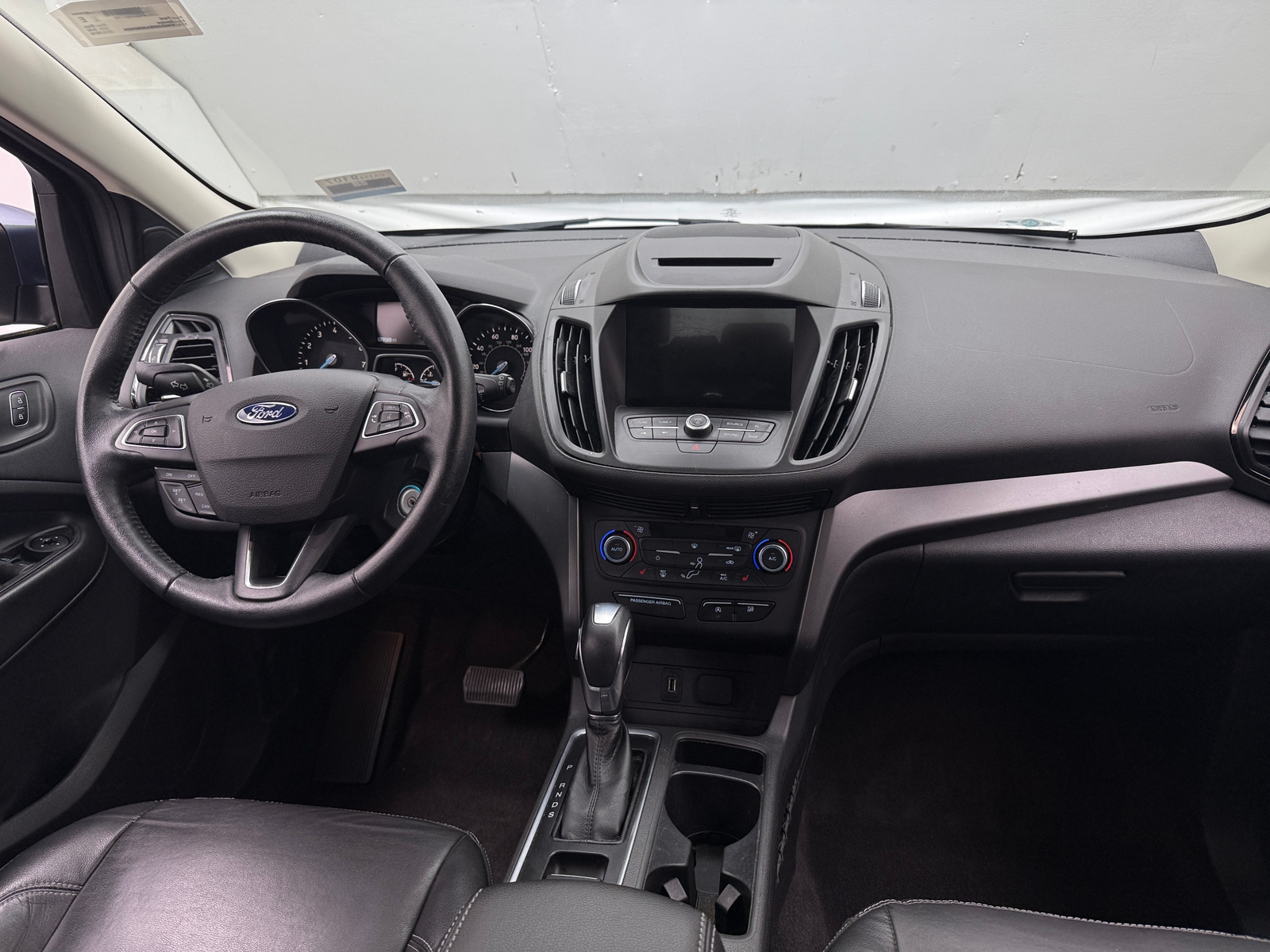 Thumbnail: 2018 Ford Escape - 3