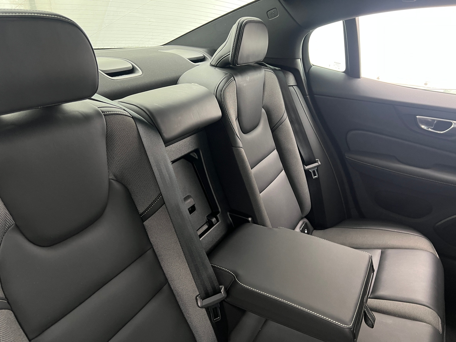 Thumbnail: 2024 Volvo S60 - 5
