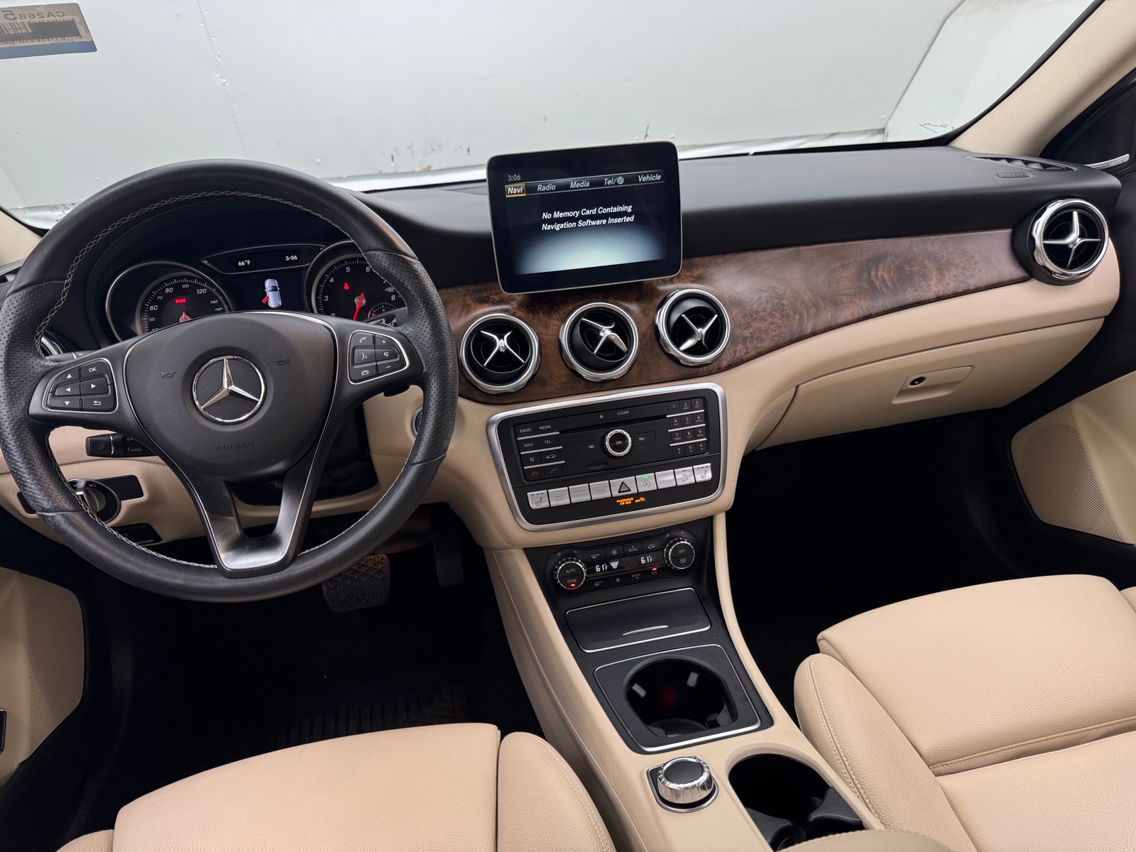 Thumbnail: 2020 Mercedes-Benz GLA - 2