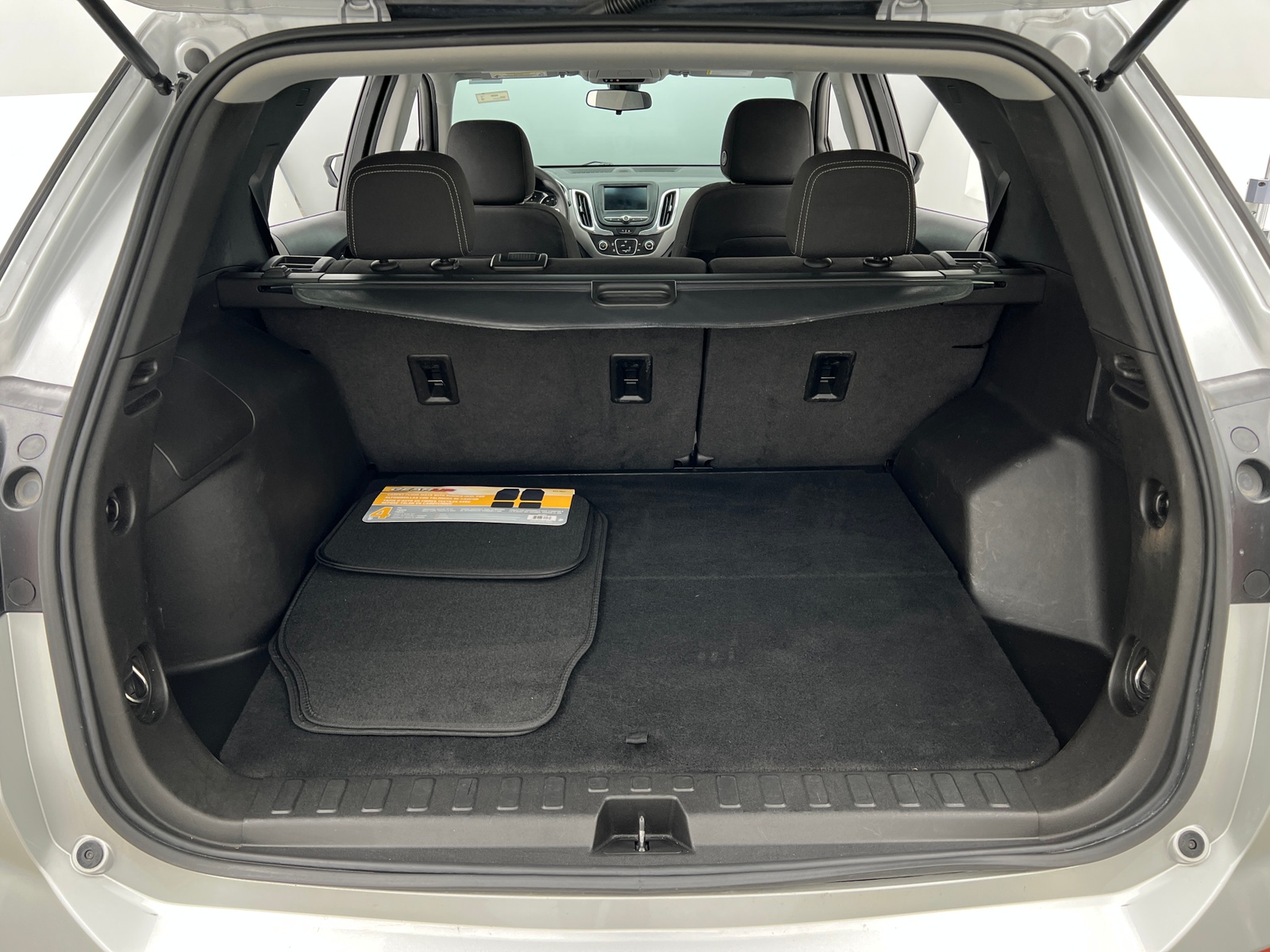 Thumbnail: 2022 Chevrolet Equinox - 7
