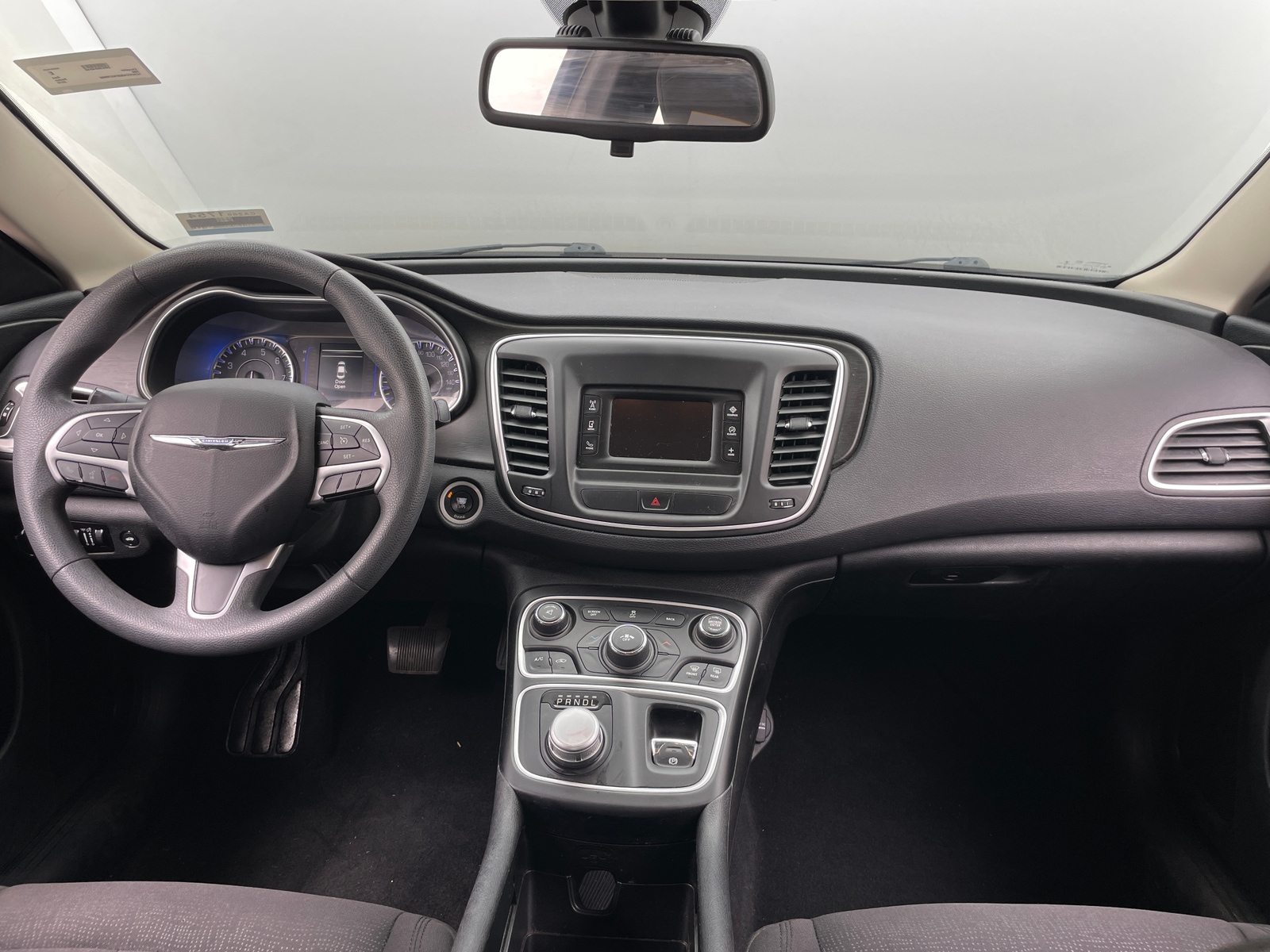 Thumbnail: 2015 Chrysler 200 - 3