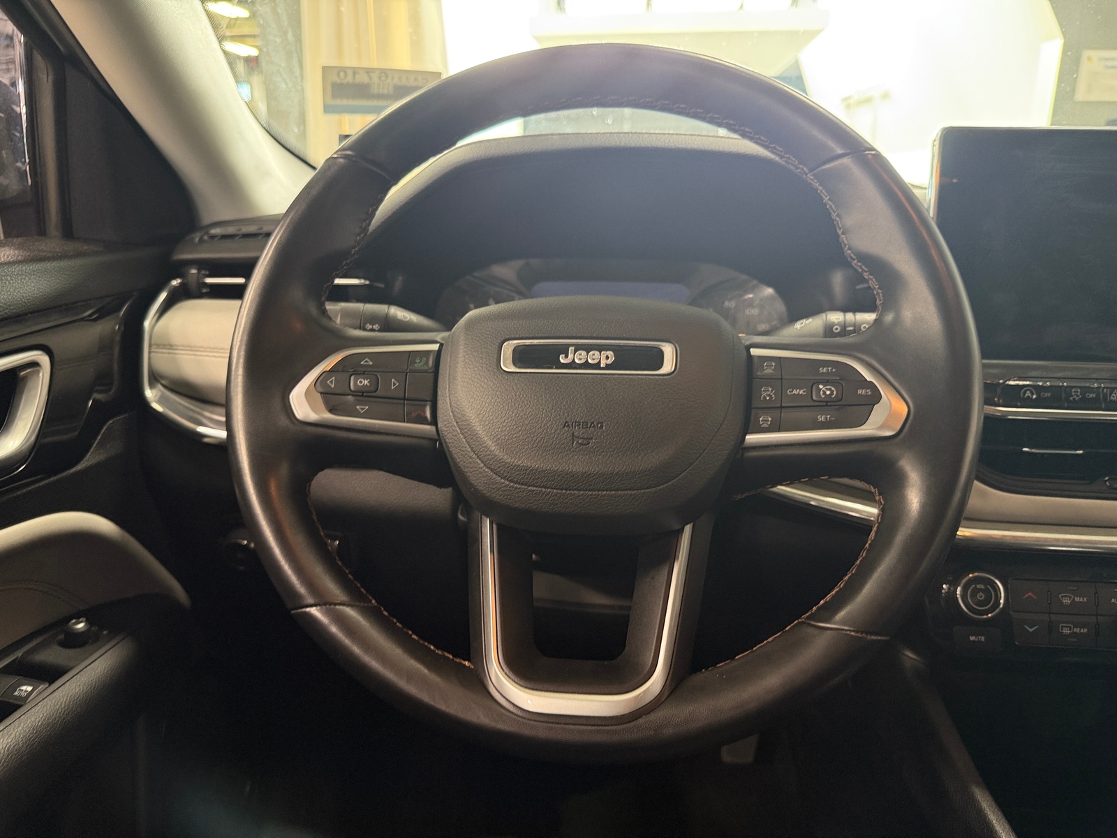 Thumbnail: 2022 Jeep Compass - 4
