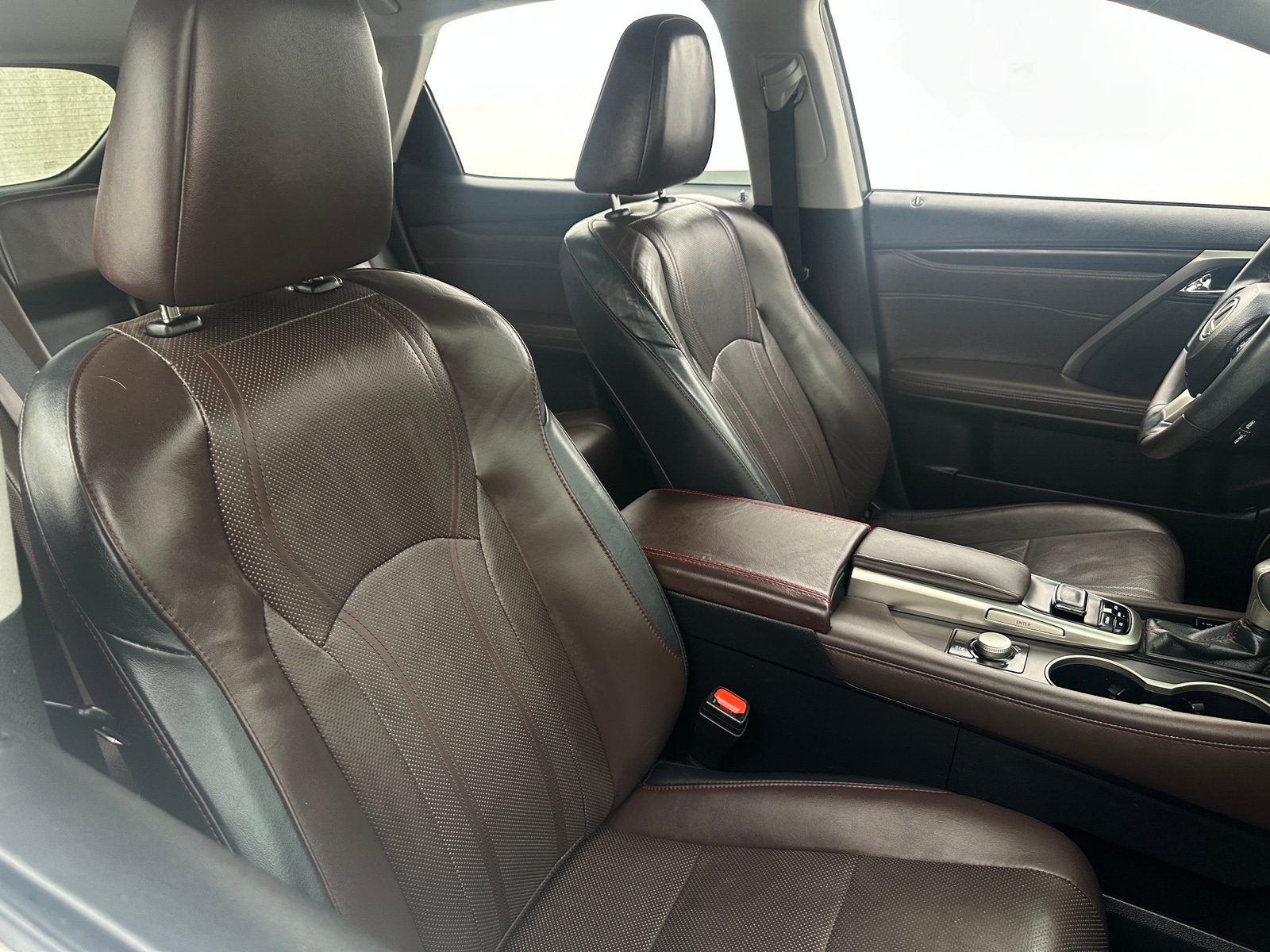 Thumbnail: 2017 Lexus RX - 2