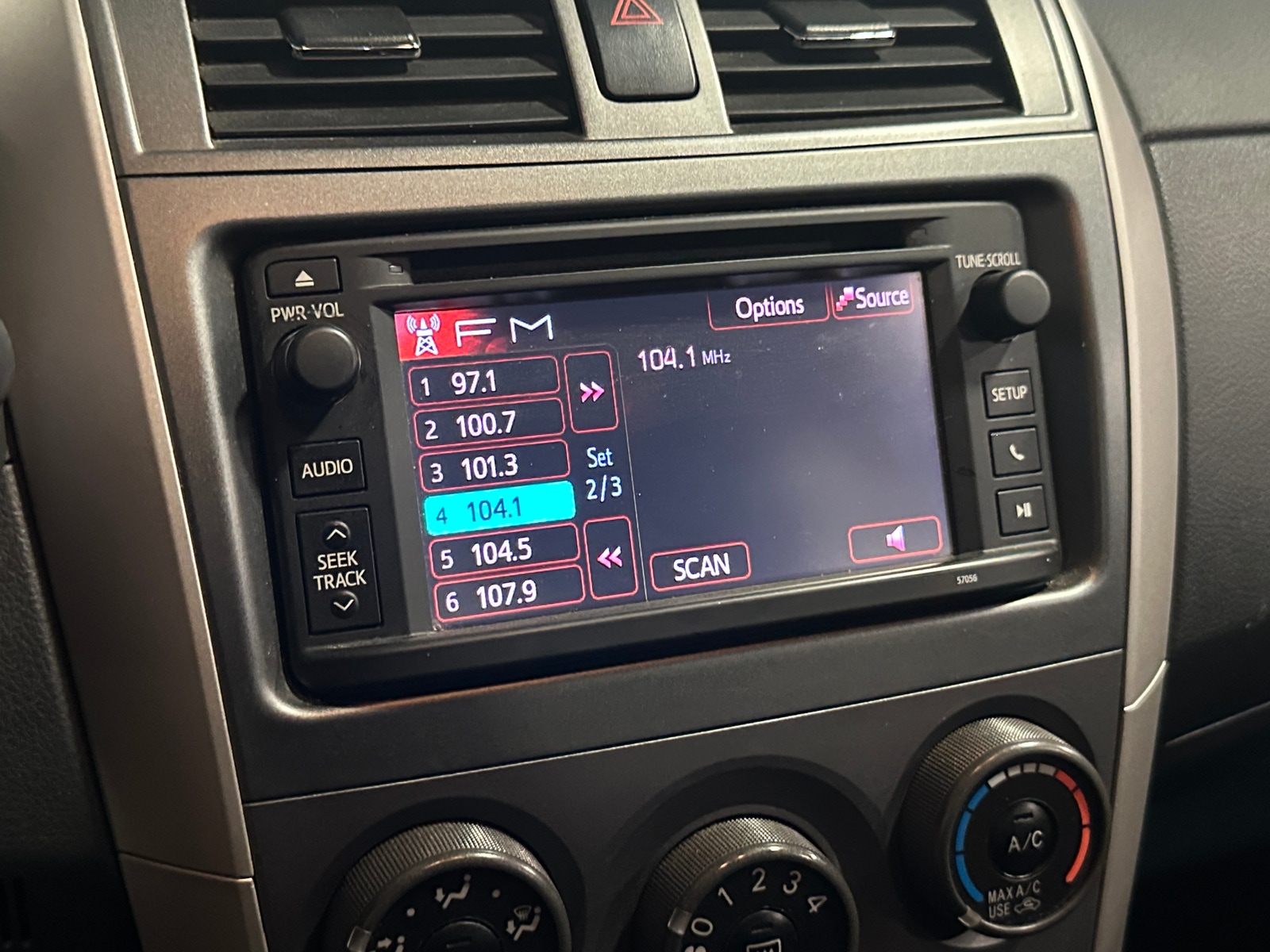 Thumbnail: 2013 Toyota Corolla - 4