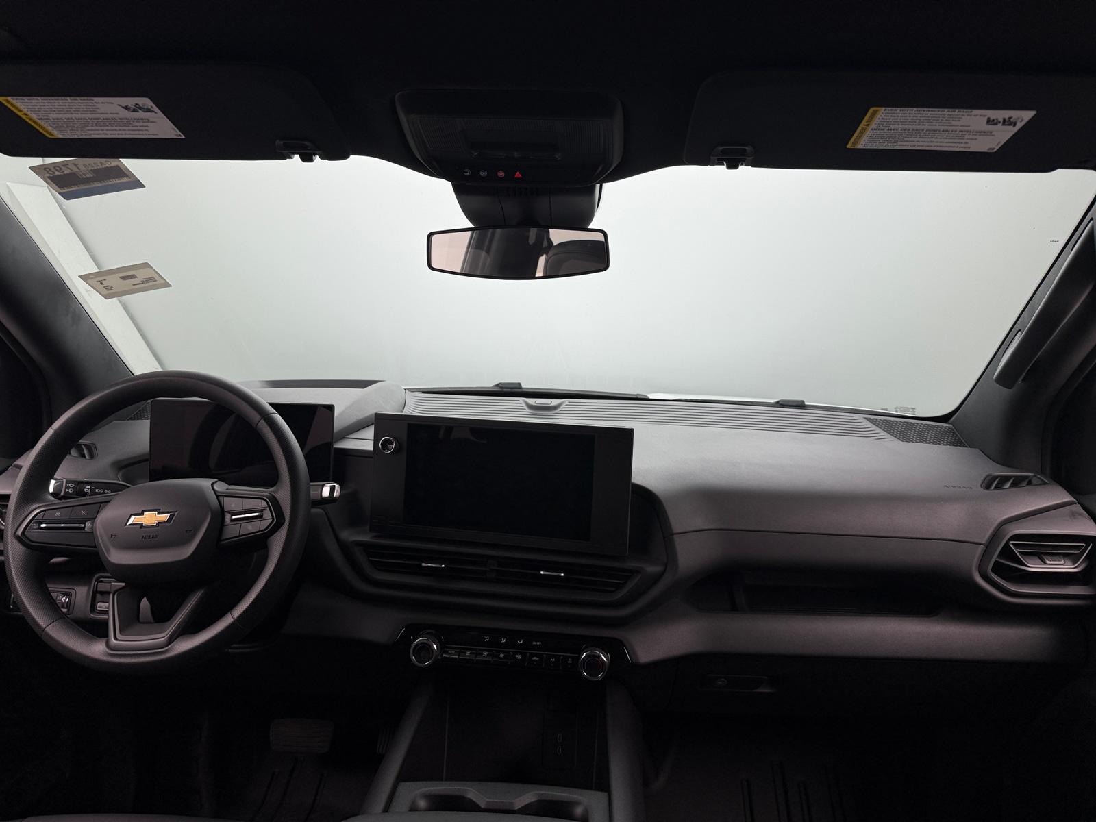 Thumbnail: 2024 Chevrolet Silverado EV - 2