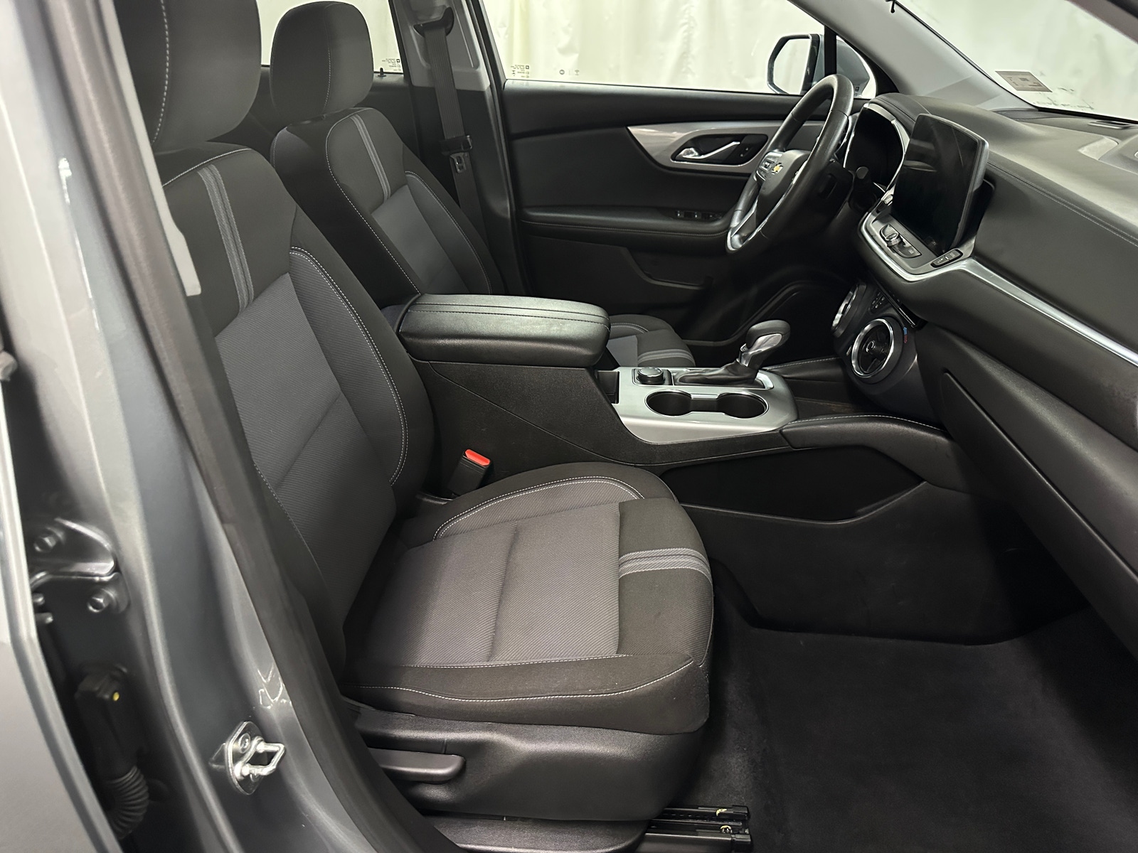 Thumbnail: 2023 Chevrolet Blazer - 2