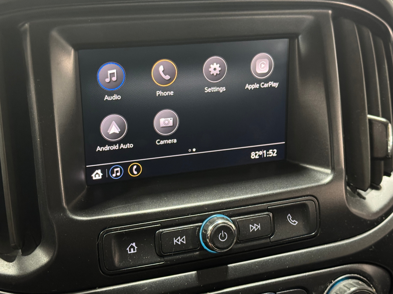 Thumbnail: 2022 Chevrolet Colorado - 4