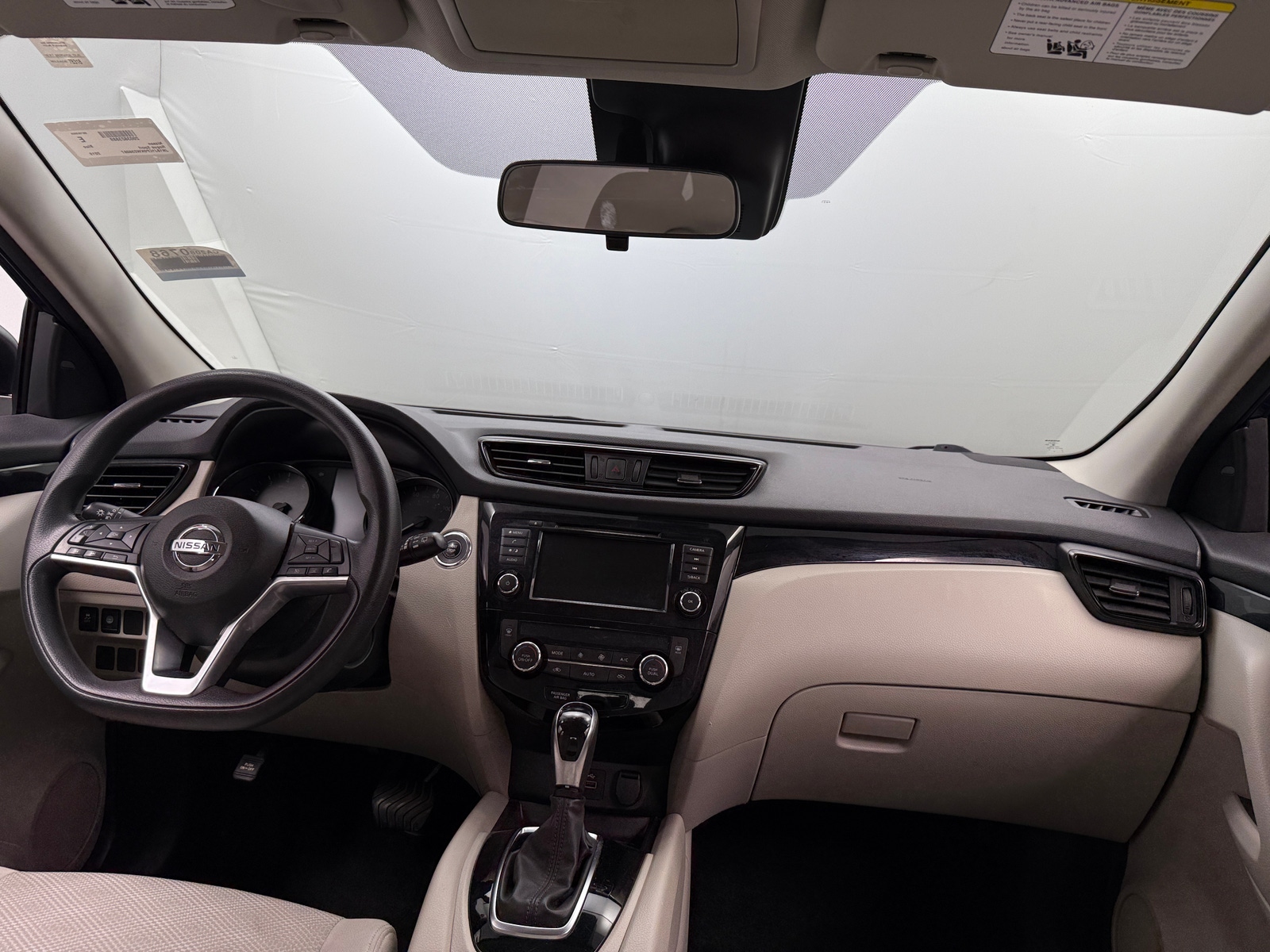 Thumbnail: 2019 Nissan Rogue Sport - 3