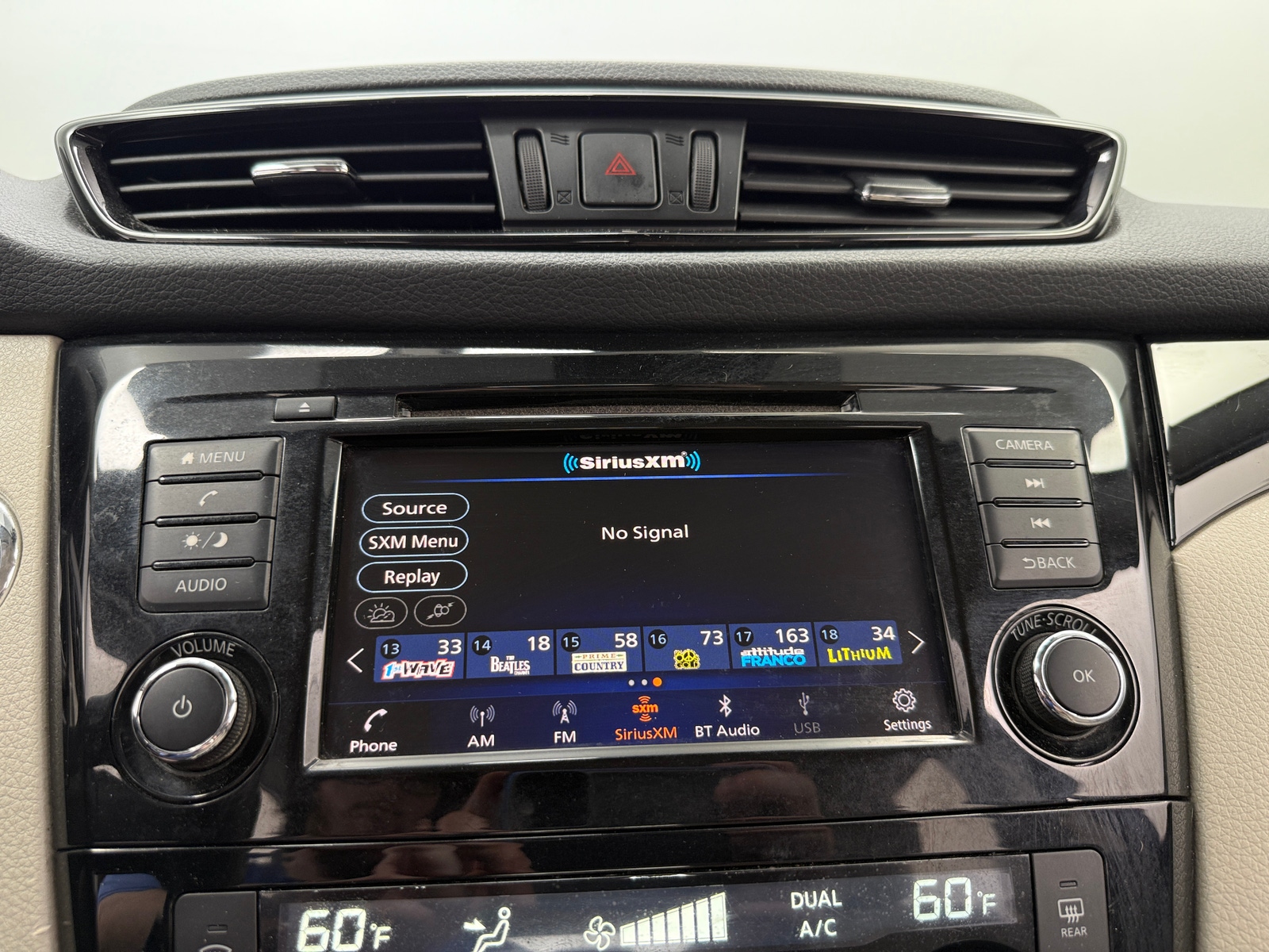 Thumbnail: 2019 Nissan Rogue Sport - 4