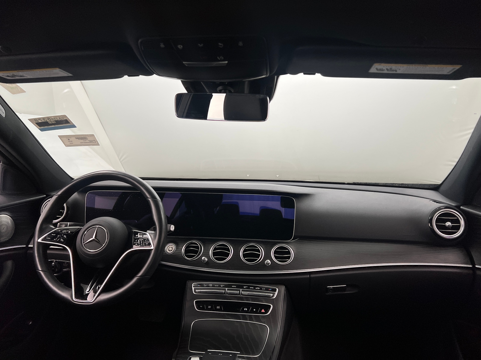 Thumbnail: 2022 Mercedes-Benz E-Class - 2