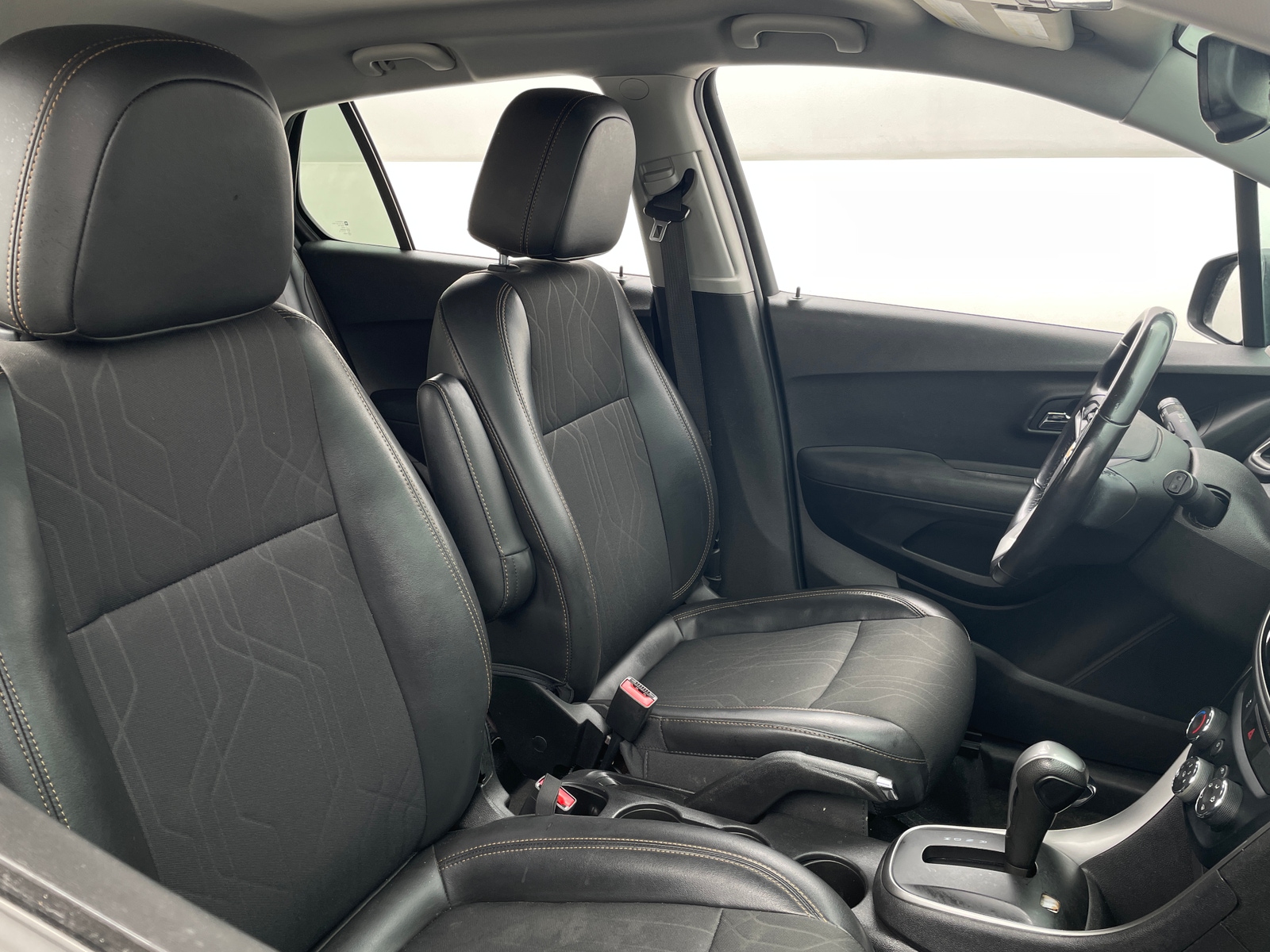 Thumbnail: 2019 Chevrolet Trax - 2
