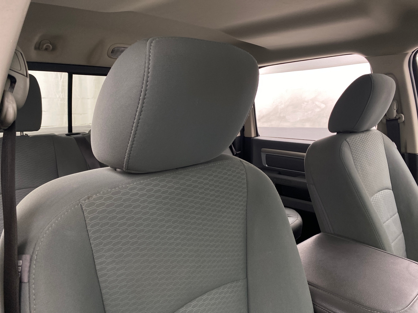 Thumbnail: 2020 RAM 1500 Classic - 2