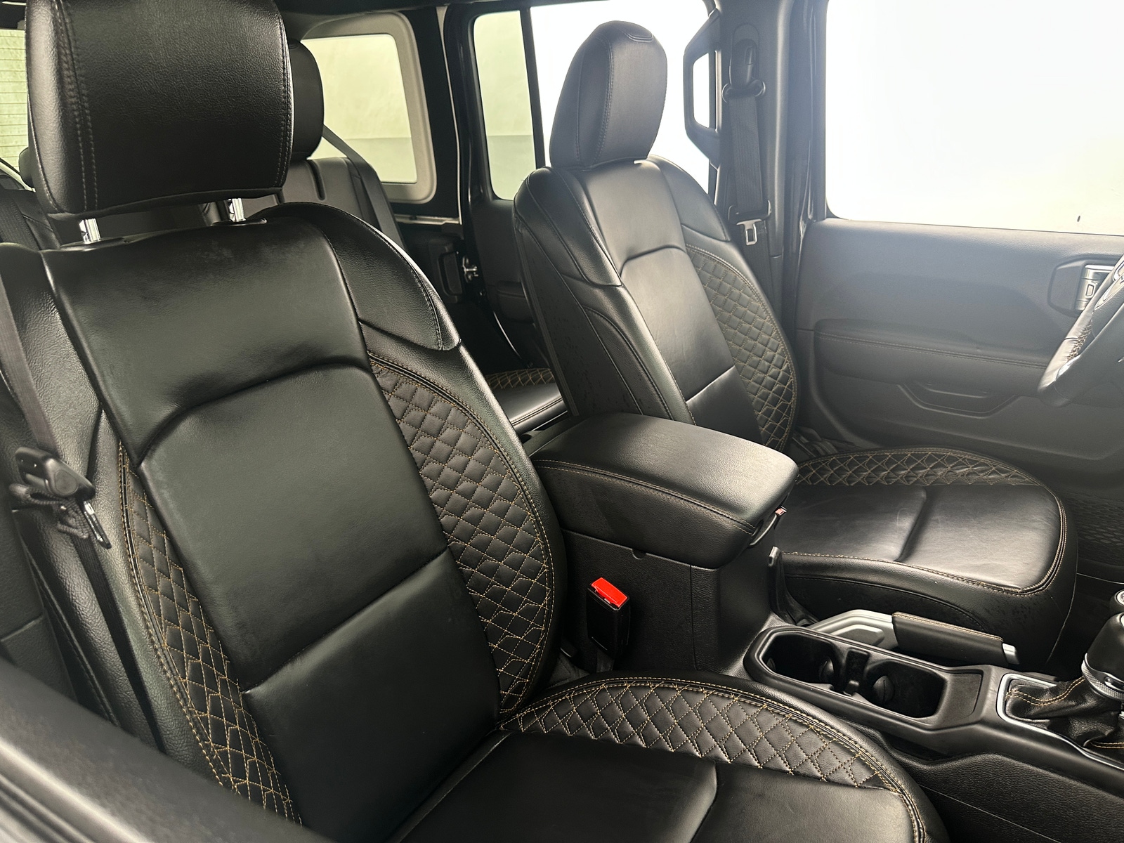 Thumbnail: 2022 Jeep Wrangler - 2
