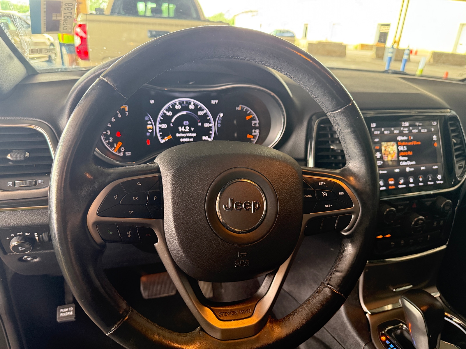 Thumbnail: 2019 Jeep Grand Cherokee - 4