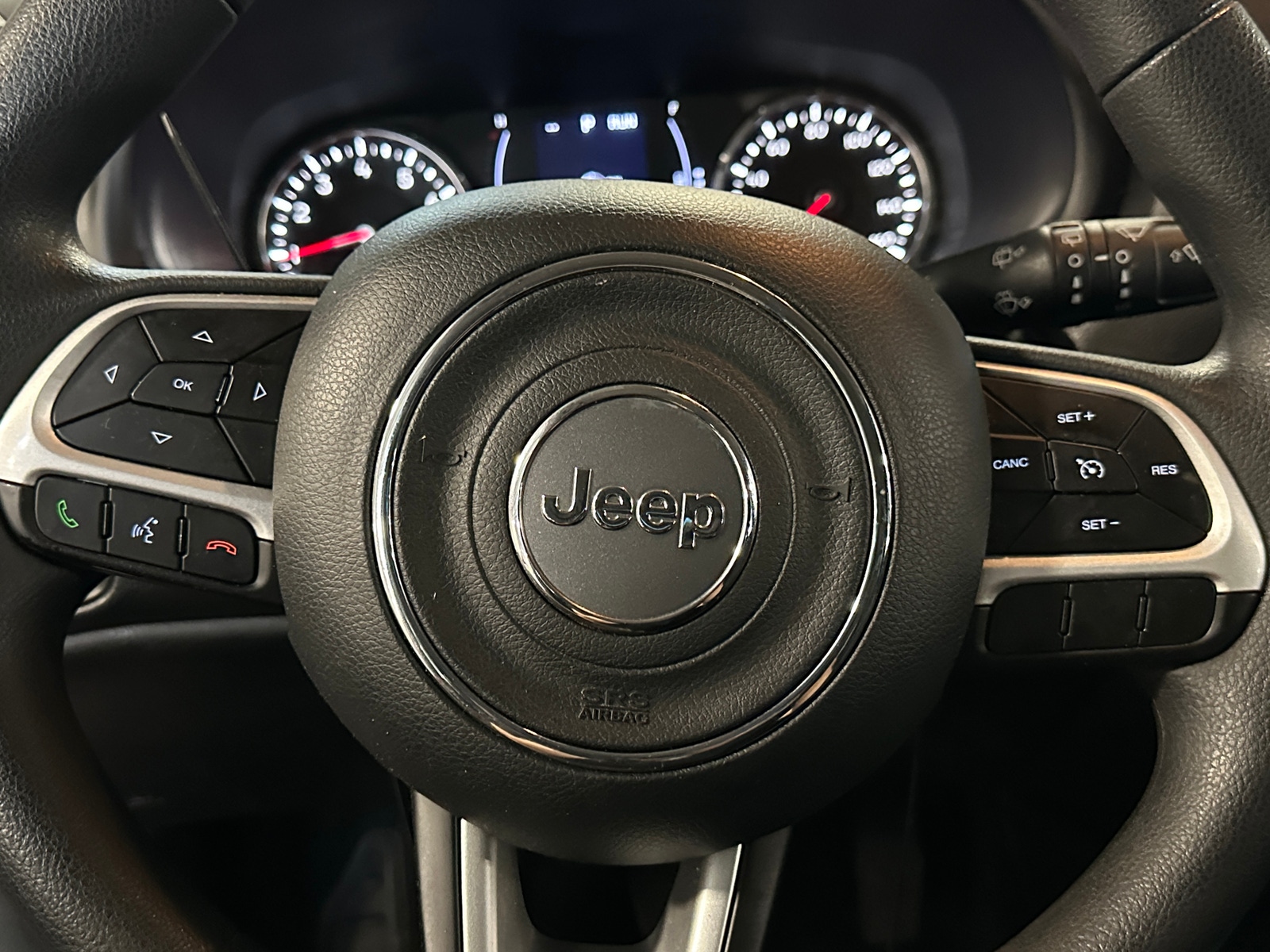 Thumbnail: 2018 Jeep Renegade - 5