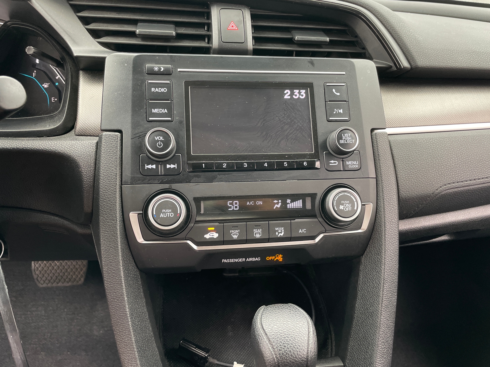 Thumbnail: 2019 Honda Civic - 4
