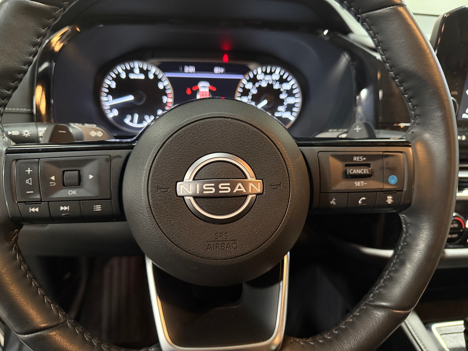 Thumbnail: 2024 Nissan Pathfinder - 4