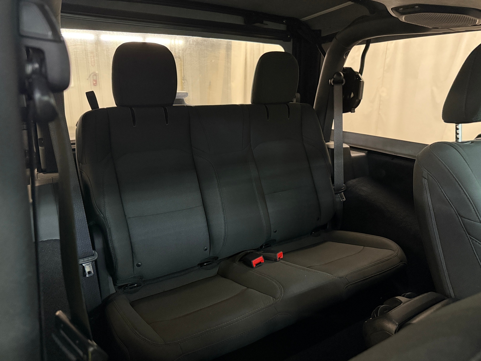 Thumbnail: 2018 Jeep Wrangler - 6