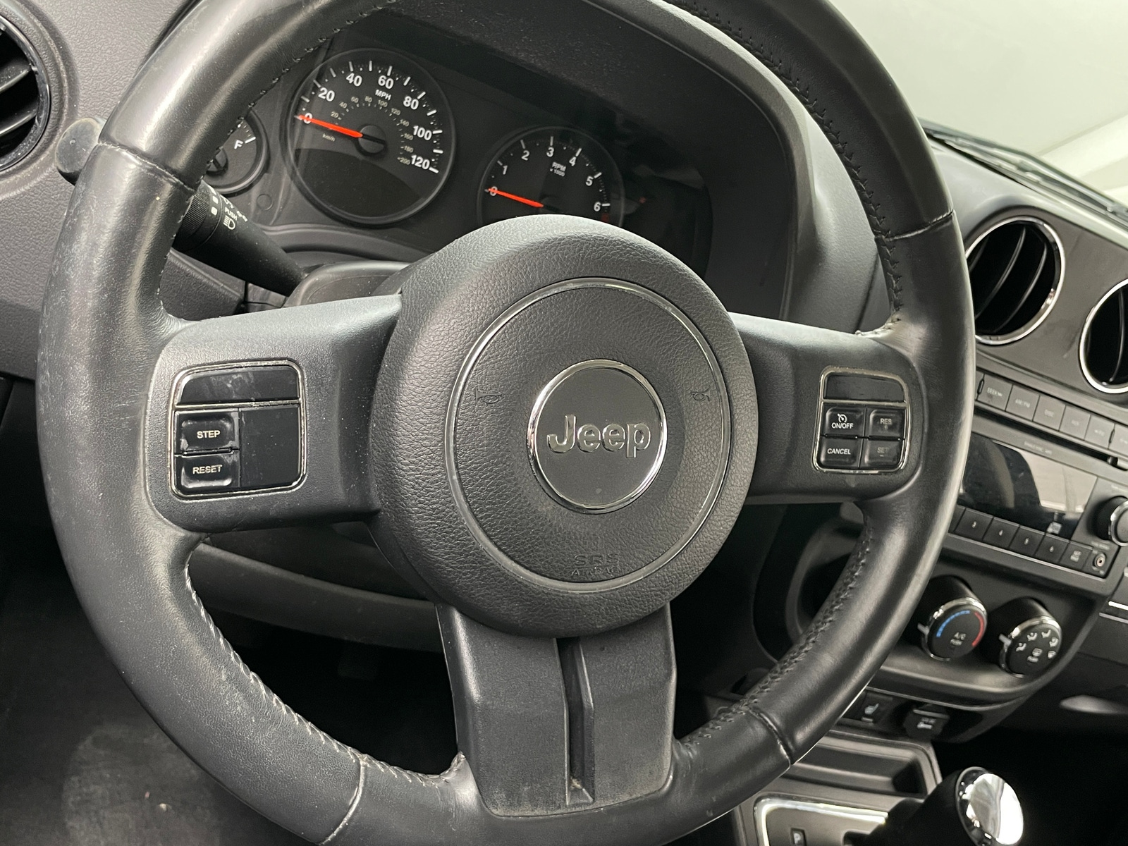 Thumbnail: 2011 Jeep Patriot - 5