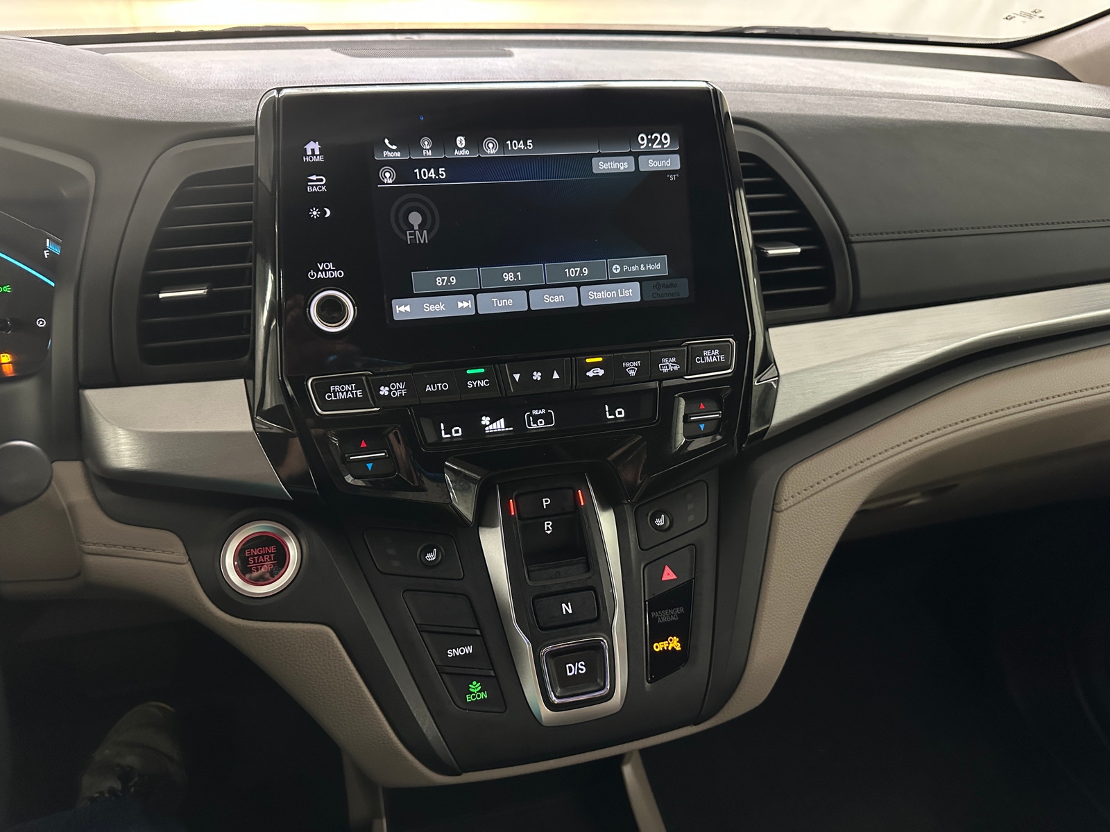 Thumbnail: 2019 Honda Odyssey - 3