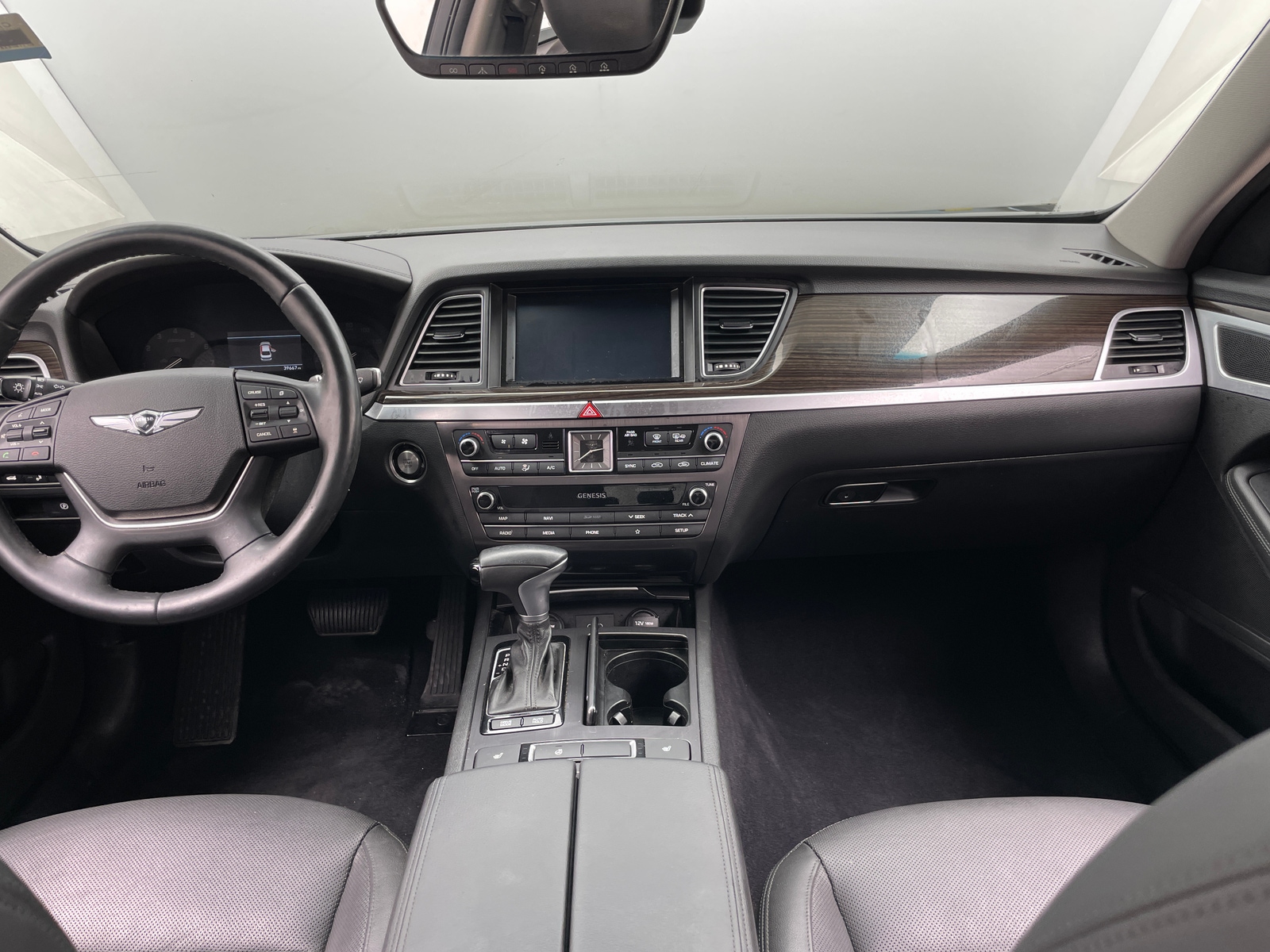 Thumbnail: 2019 Genesis G80 - 2
