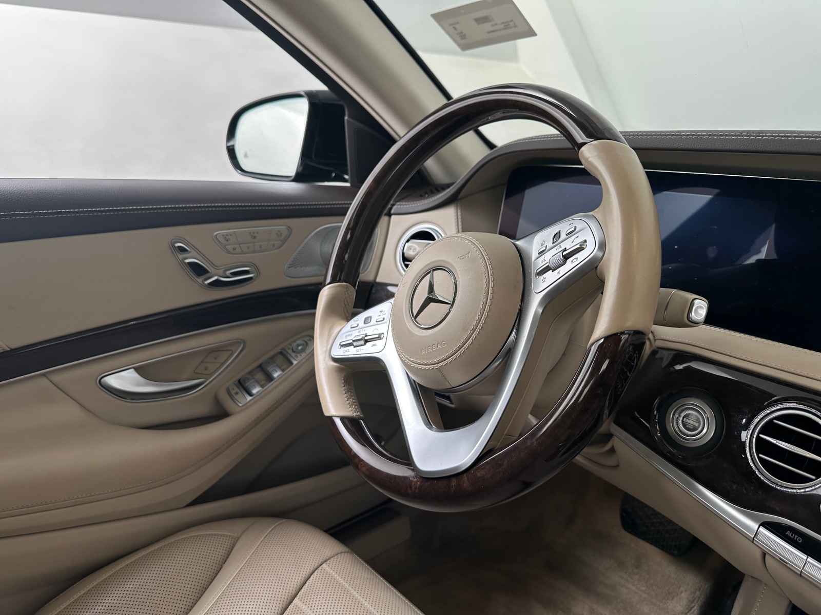 Thumbnail: 2020 Mercedes-Benz S-Class - 4