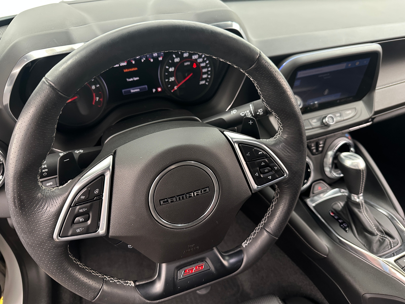 Thumbnail: 2019 Chevrolet Camaro - 3