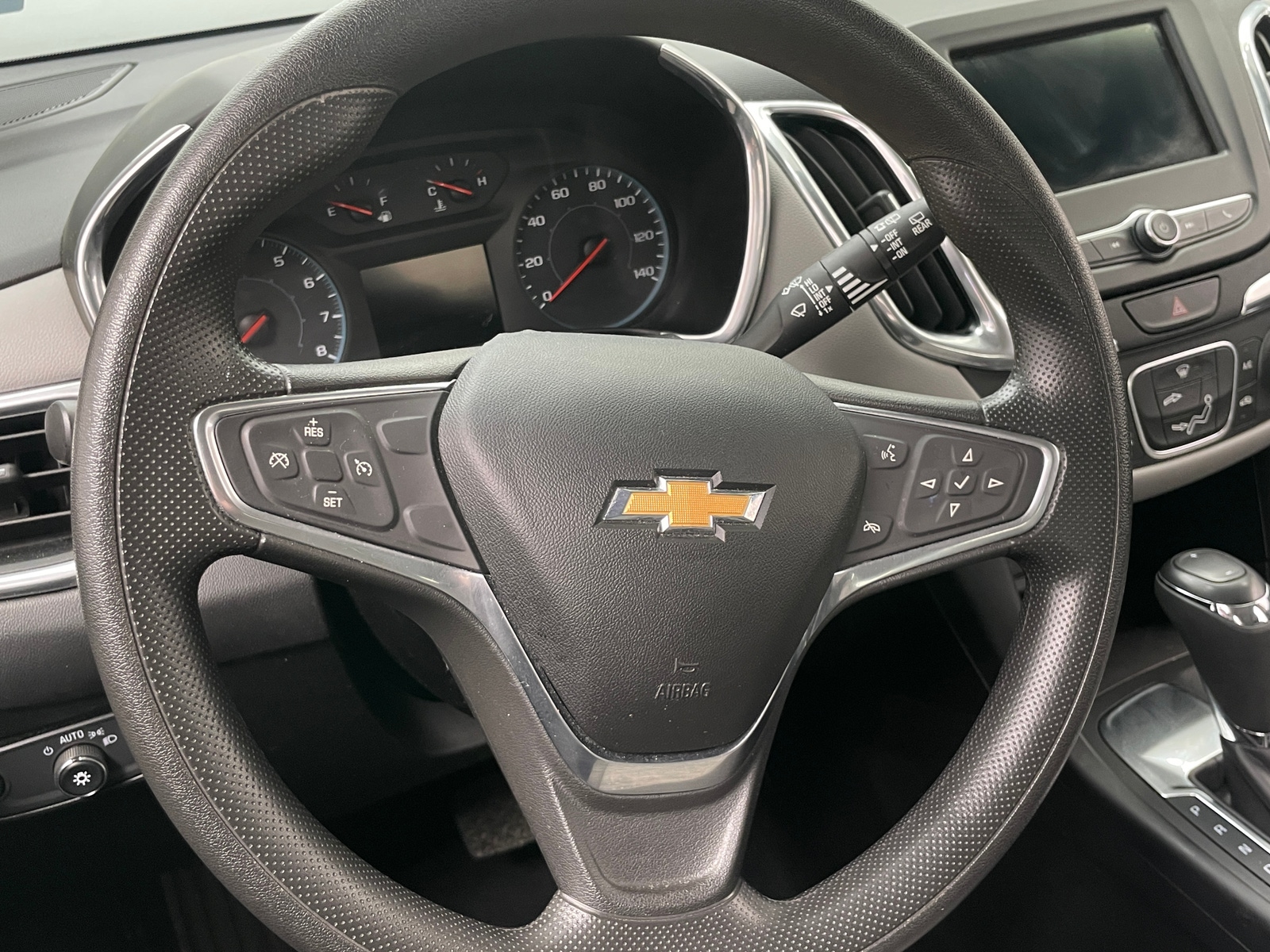 Thumbnail: 2019 Chevrolet Equinox - 5