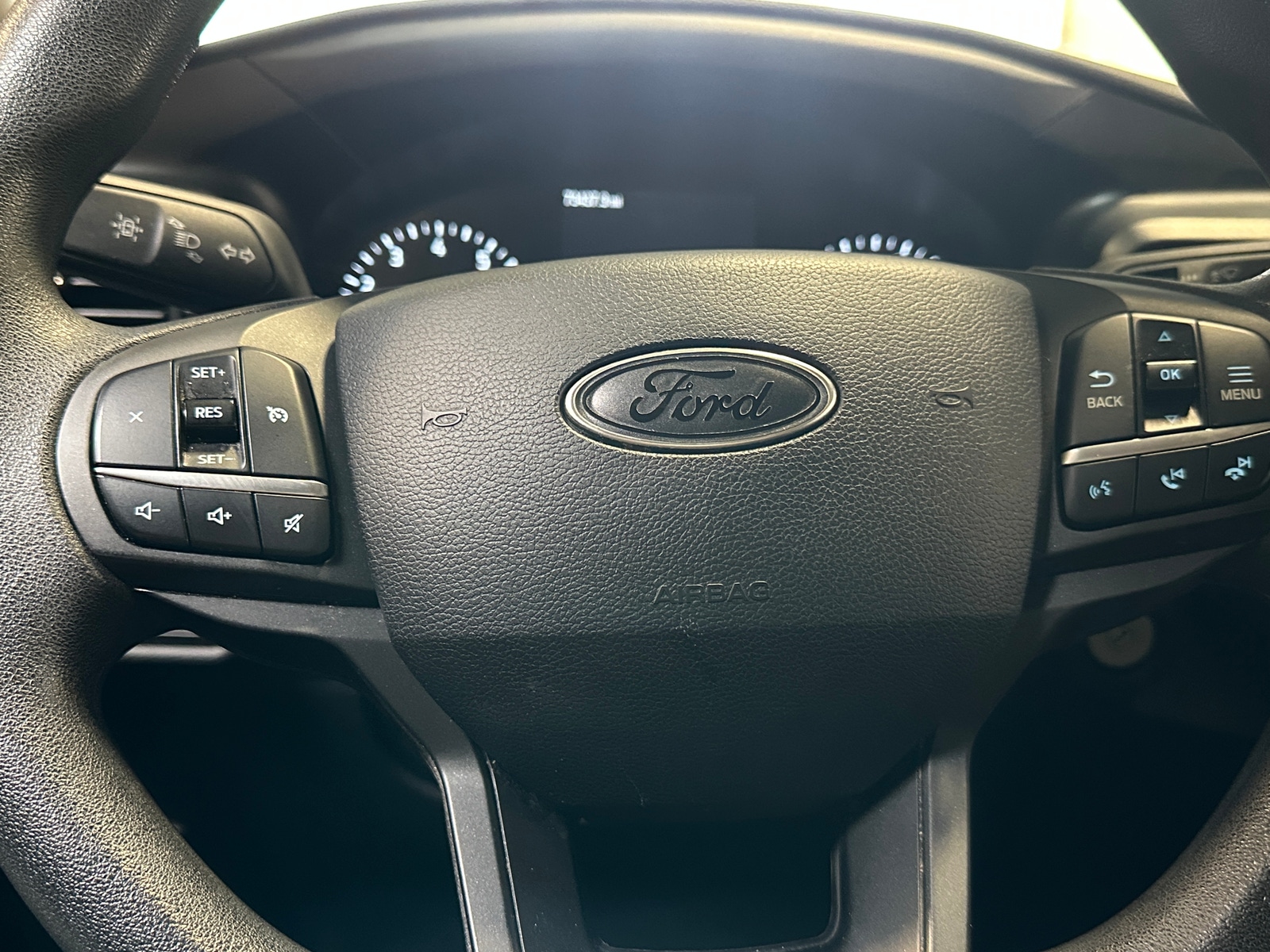 Thumbnail: 2021 Ford Explorer - 5
