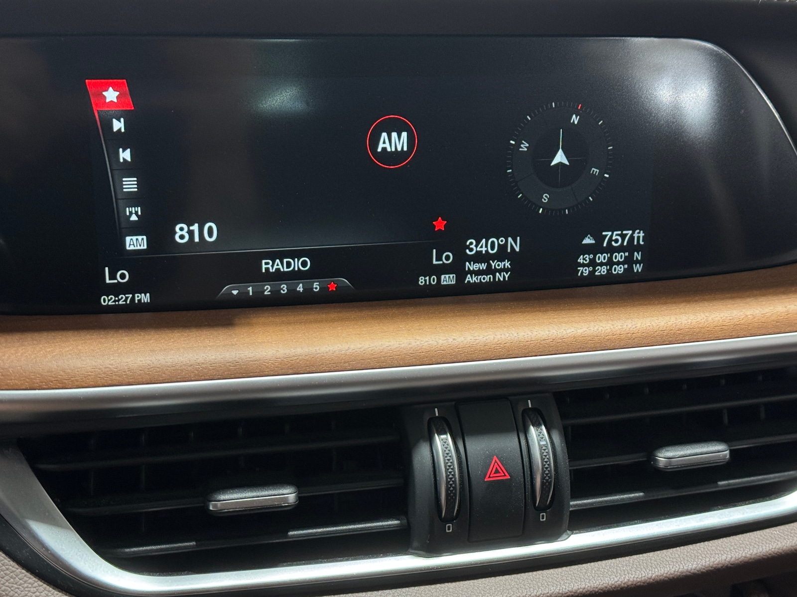 Thumbnail: 2019 Alfa Romeo Stelvio - 3
