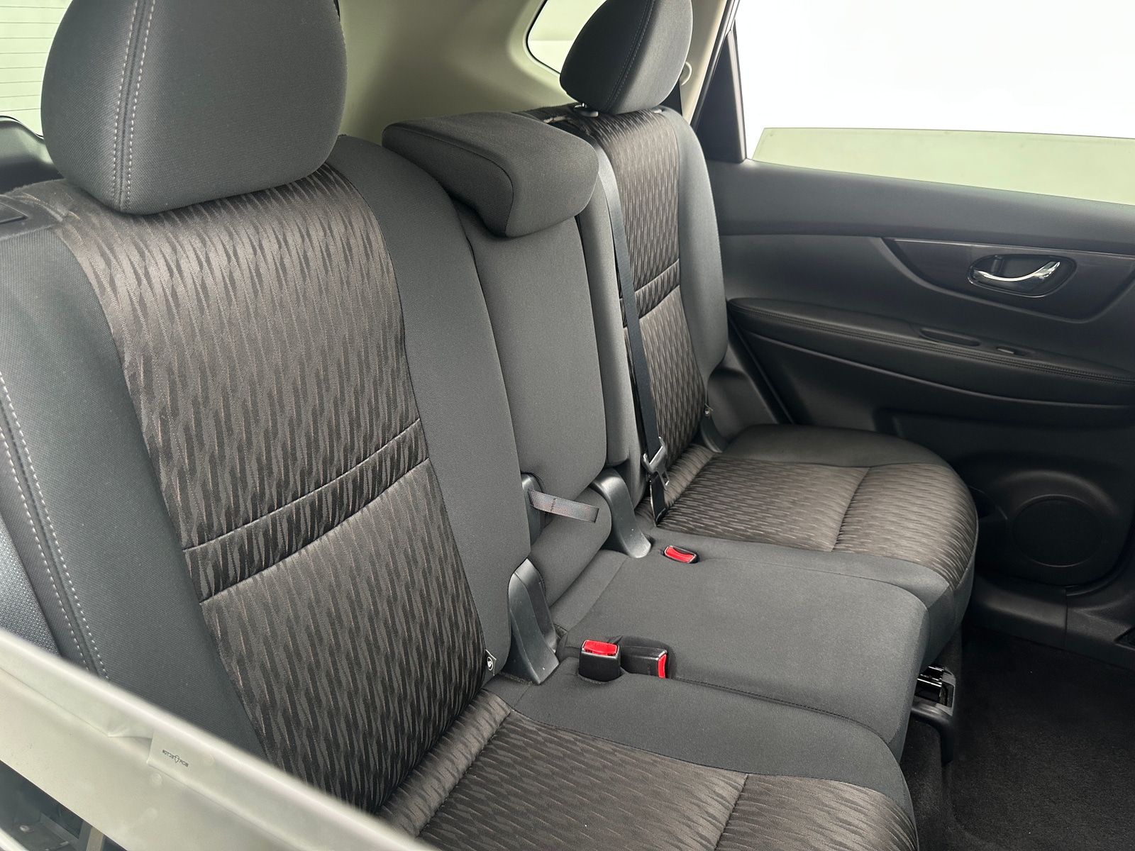 Thumbnail: 2018 Nissan Rogue - 6