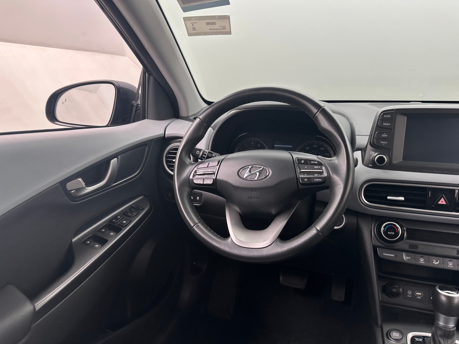 Thumbnail: 2020 Hyundai Kona - 4