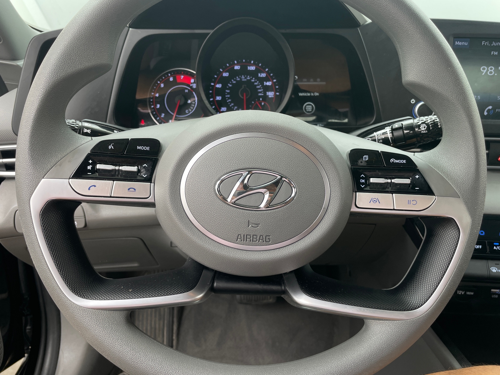 Thumbnail: 2022 Hyundai Elantra - 5
