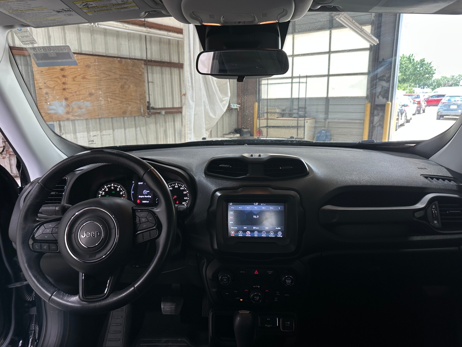 Thumbnail: 2018 Jeep Renegade - 3