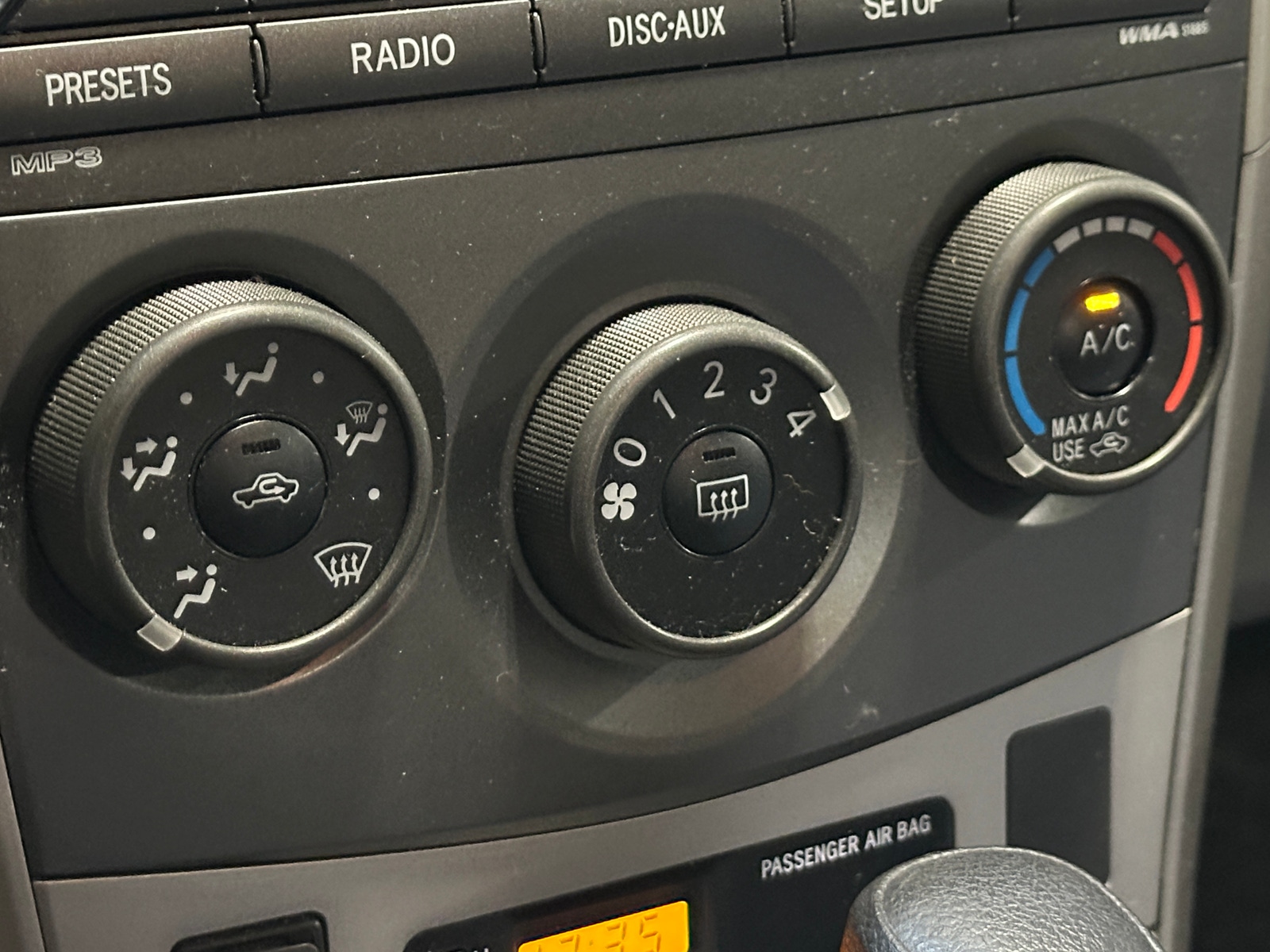 Thumbnail: 2011 Toyota Corolla - 4