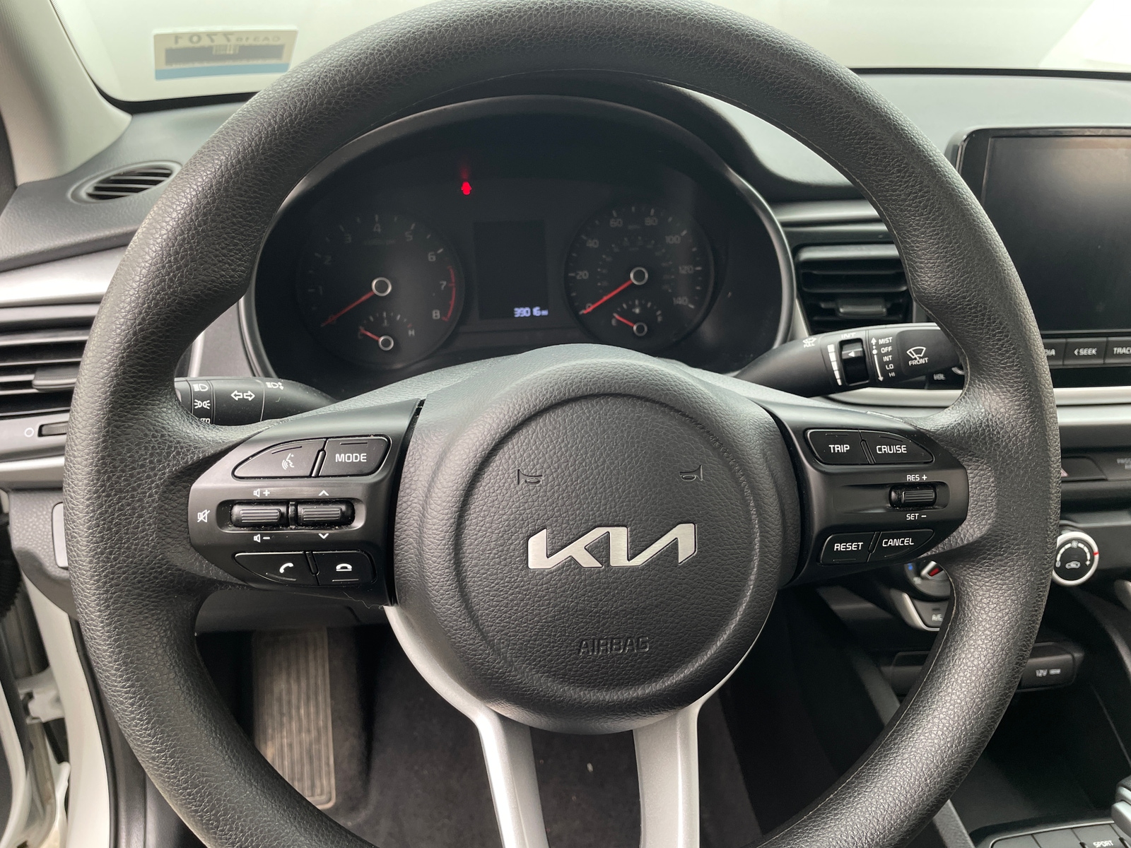 Thumbnail: 2023 Kia Rio - 5