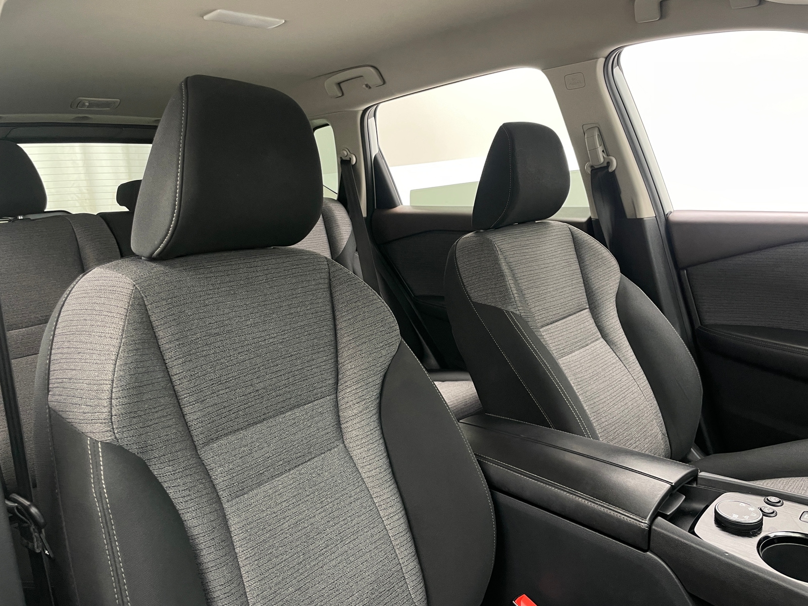 Thumbnail: 2021 Nissan Rogue - 2