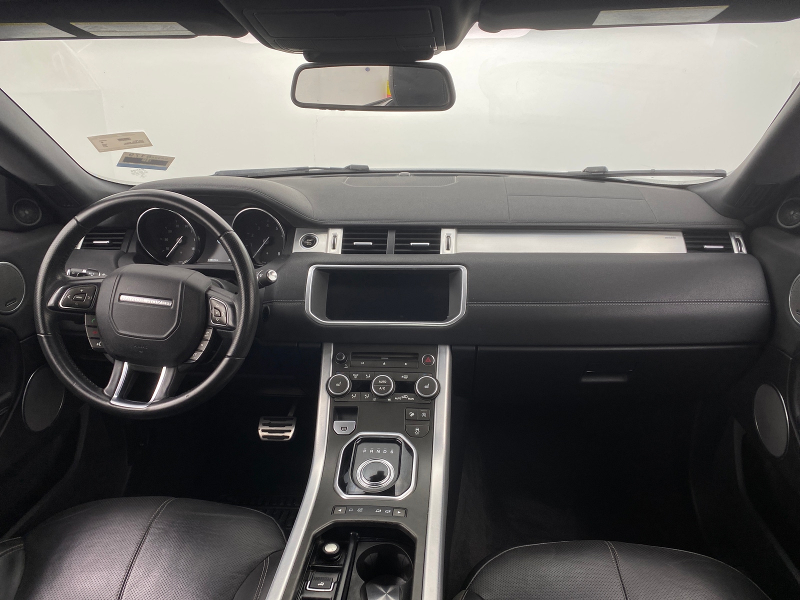 Thumbnail: 2017 Land Rover Range Rover Evoque - 2
