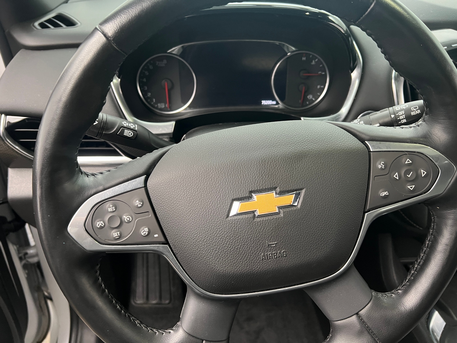 Thumbnail: 2022 Chevrolet Traverse - 4