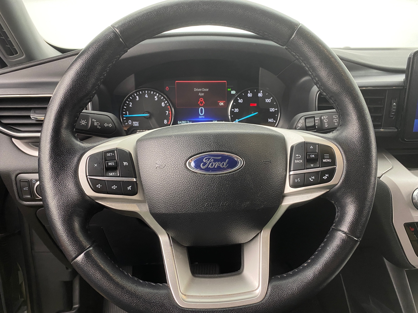 Thumbnail: 2023 Ford Explorer - 5