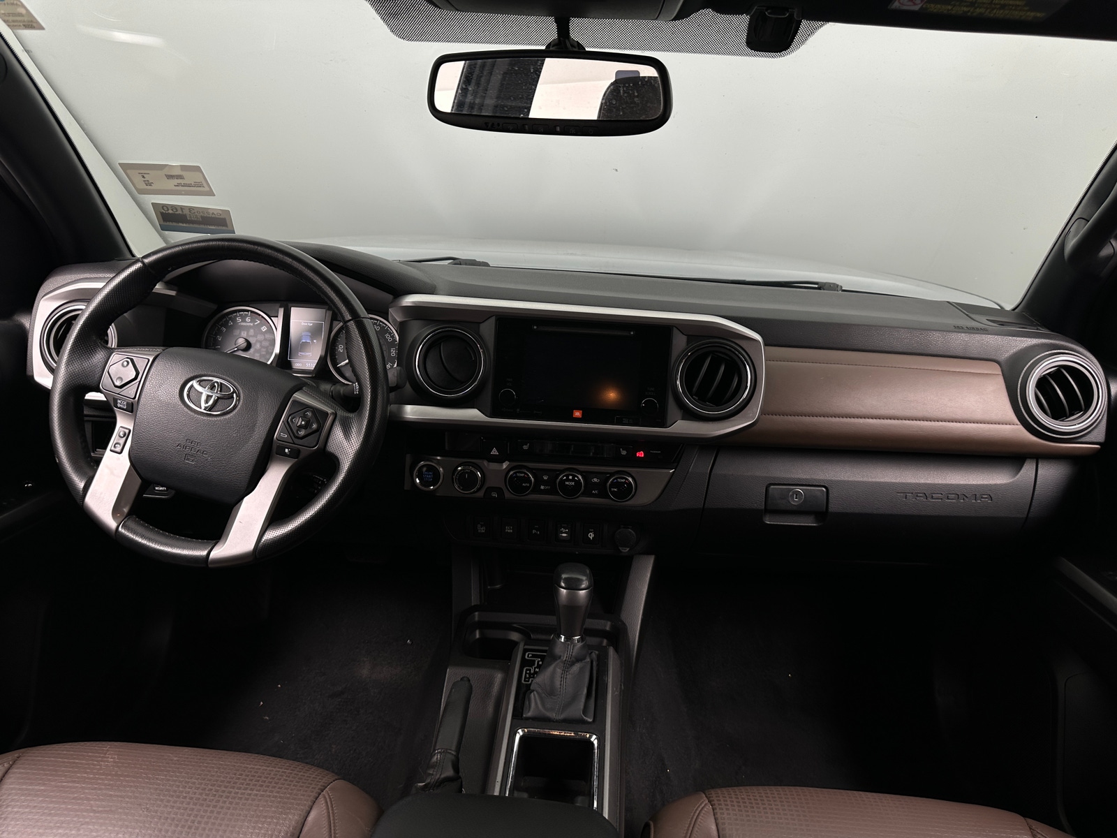 Thumbnail: 2016 Toyota Tacoma - 3