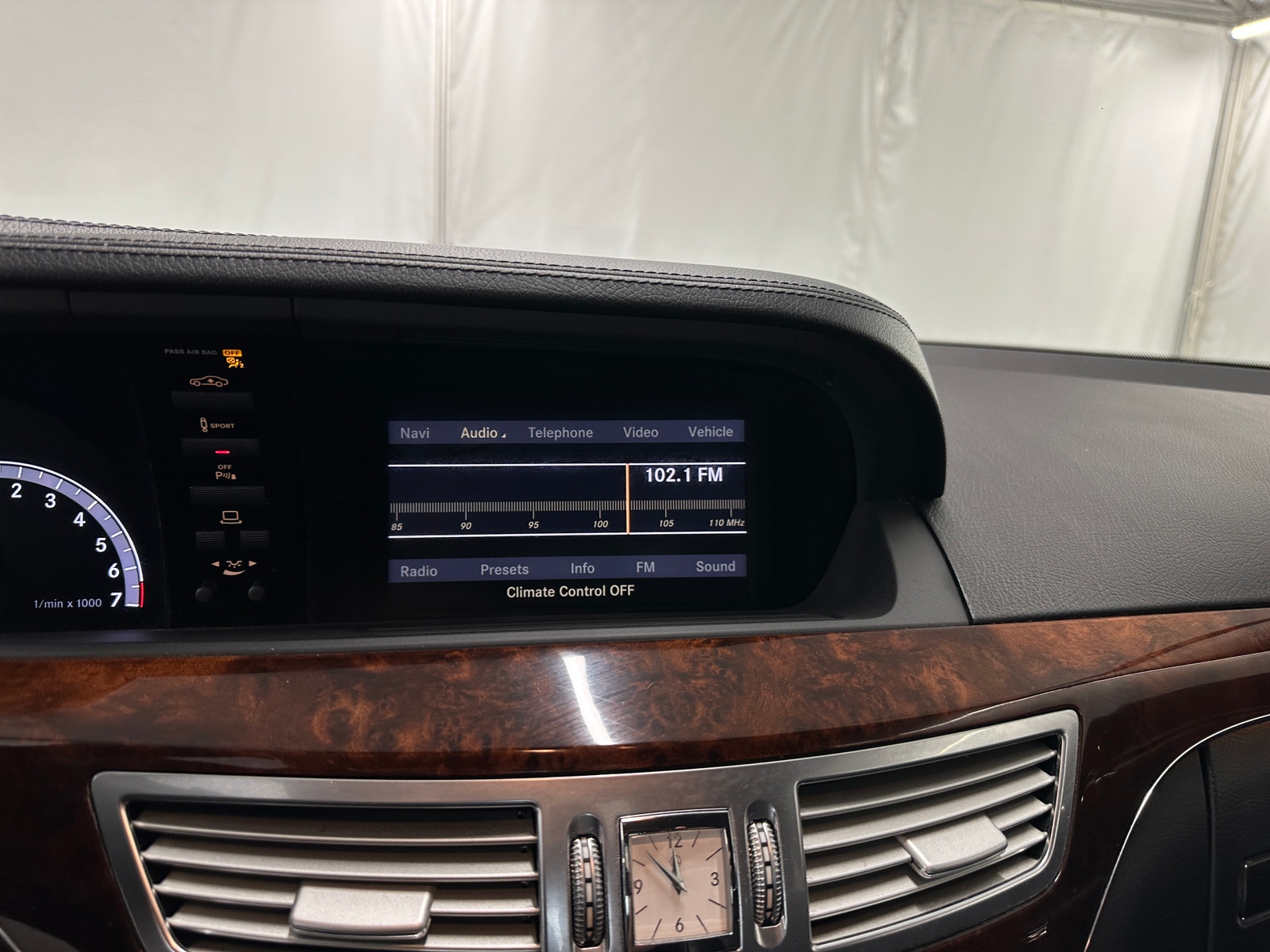 Thumbnail: 2013 Mercedes-Benz S-Class - 3