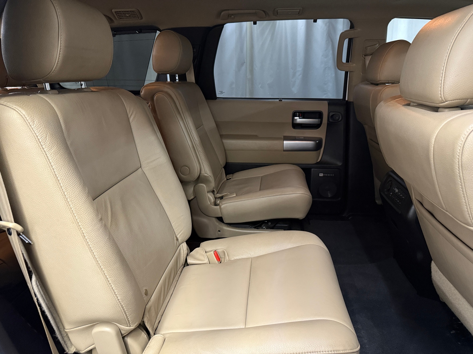 Thumbnail: 2020 Toyota Sequoia - 5