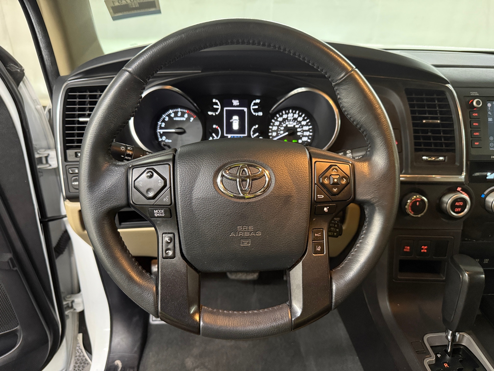 Thumbnail: 2020 Toyota Sequoia - 4