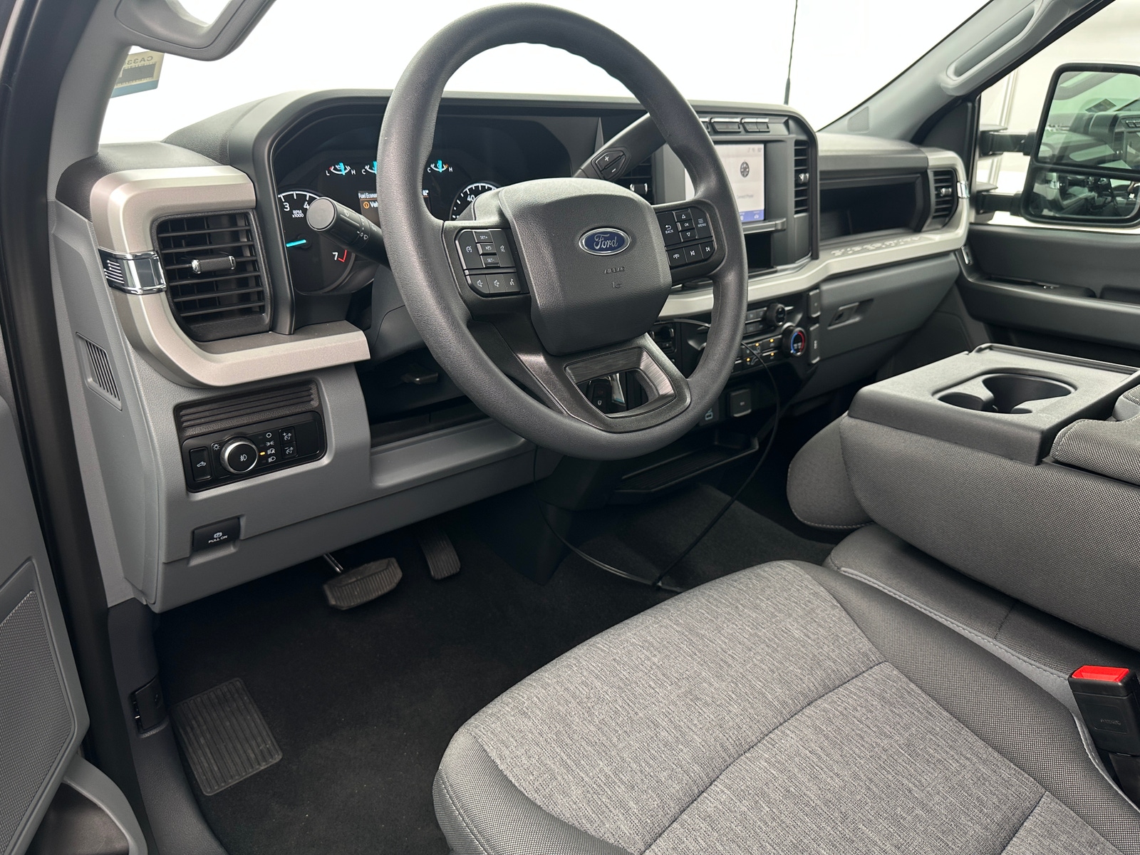 Thumbnail: 2024 Ford Econoline - 3