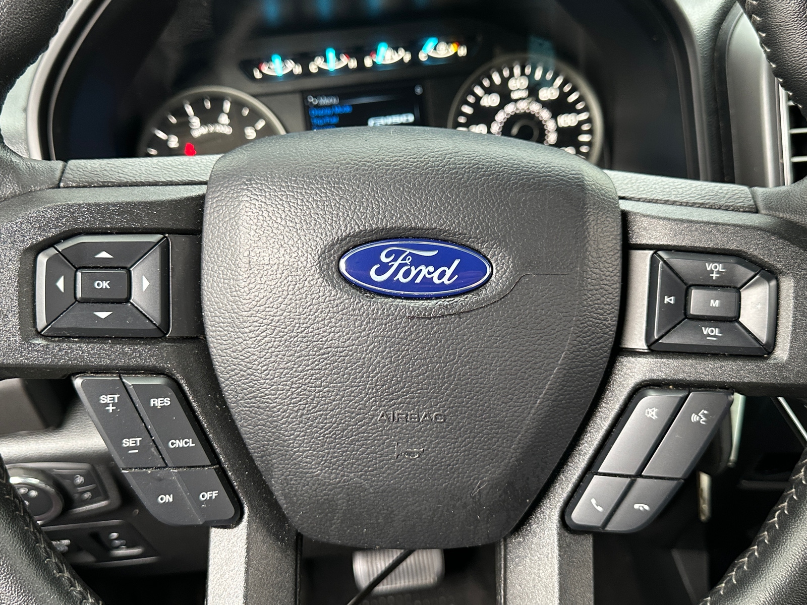 Thumbnail: 2020 Ford Econoline - 5