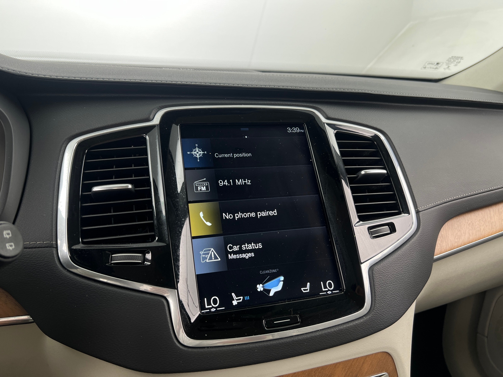 Thumbnail: 2019 Volvo XC90 - 3