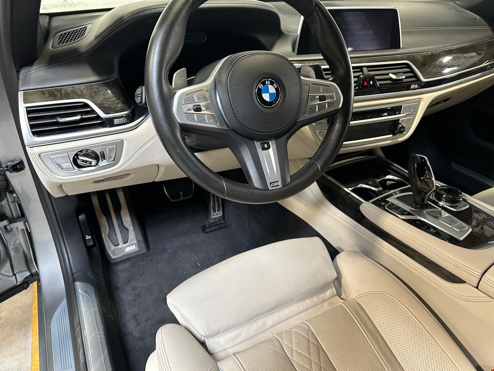 Thumbnail: 2020 BMW 7 Series - 2