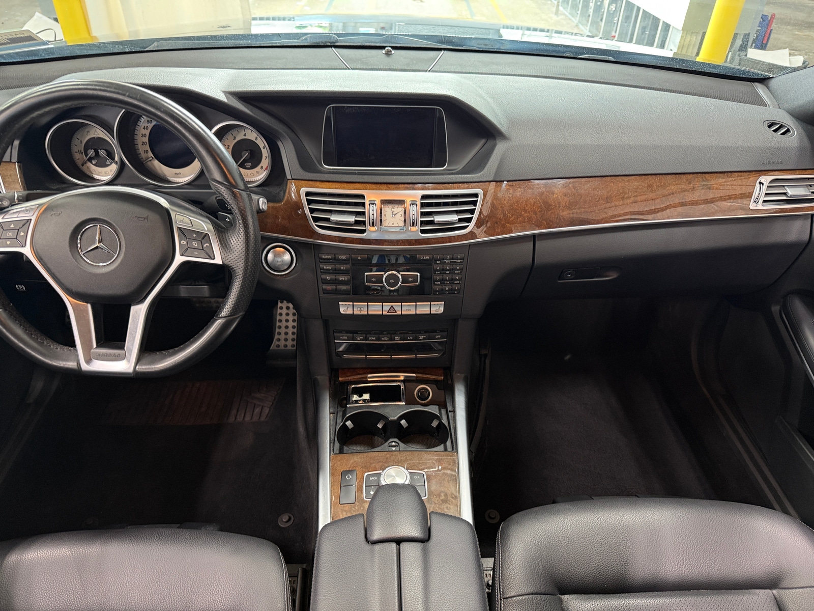 Thumbnail: 2015 Mercedes-Benz E-Class - 2