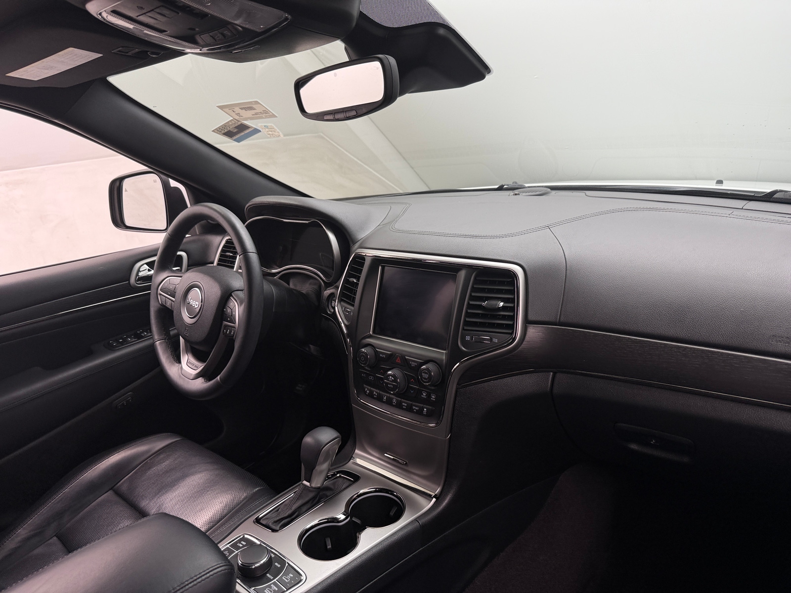 Thumbnail: 2018 Jeep Grand Cherokee - 2